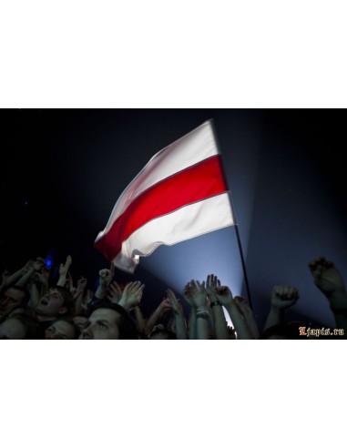 Флаг Бело-красно-белый