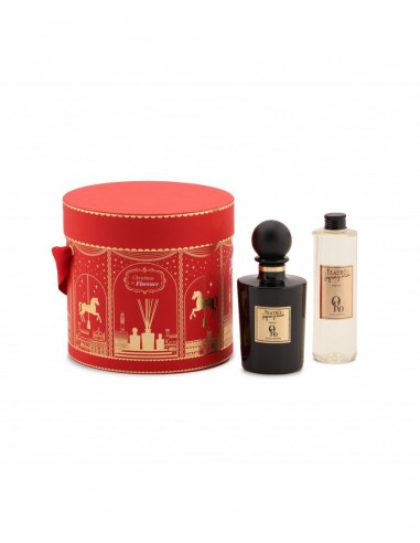 Teatro Fragranze Uniche,  ORO (Luxury collection),  Gift Box (Diffuser 250 ml. + Scented Candle 180 gr)