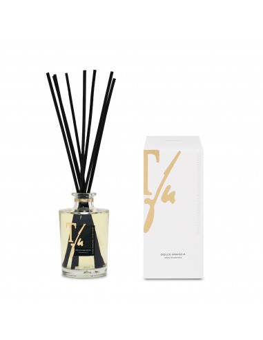 Teatro Fragranze Uniche,   SWEET VANILLA (Dolce Vaniglia),   With Sticks Diffuser 250 ml